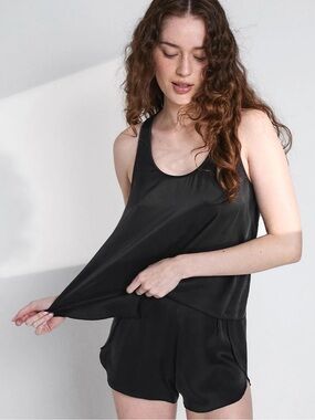 NEW LUNYA Black Washable Silk Tulip Pajama Set Medium Luxury Loungewear NWT